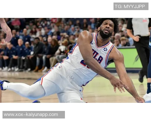 恩比德惊讶入场介绍未称其为TheProcess表达对球队氛围的期待与困惑 恩比德惊讶入场介绍未称其为TheProcess表达对球队氛围的期待与困惑